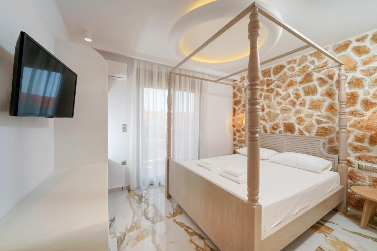 Athina Palace Luxurious Appartments Potos Eksteriør billede