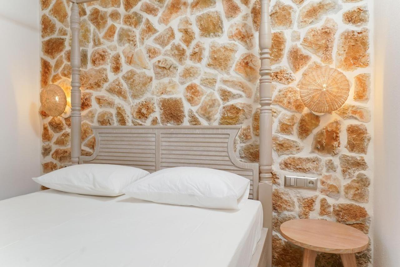 Athina Palace Luxurious Appartments Potos Eksteriør billede